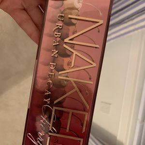 Naked Cherry Eyeshadow Palette (Urban Decay)